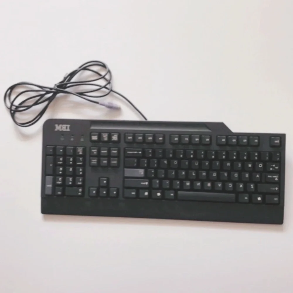 NWOT IBM KB-0225 Keyboard QWERTY PS/2